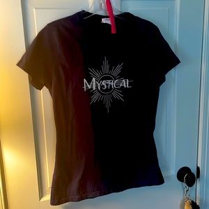 SUPER CUTE flattering, slim, cut, mystical, evil eye navy blue T-shirt S 👁️